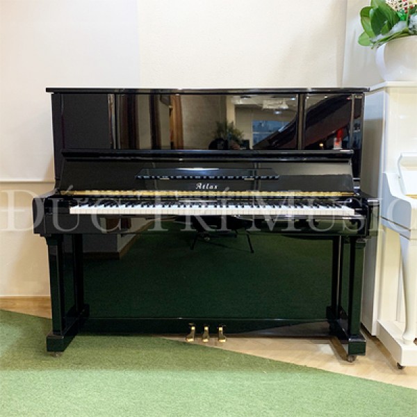 34 phong cách thiết kế nội thất phòng khách đẹp với đàn piano (Phần 1)