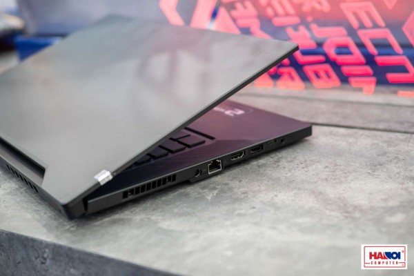Acer Swift X - laptop pin 14 tiếng giá 30 triệu đồng