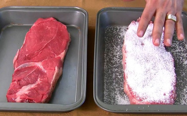 Bạn đã từng có thóii quen bảo quản thịt heo trong tủ lạnh