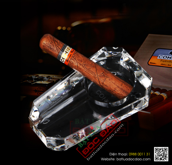 Bán gạt tàn cigar Cohiba G104A kèm đục và dao cắt