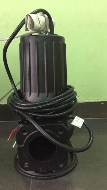 Bán máy bơm bùn 1,5kw điện 3pha chính hãng Call 0983.480.896