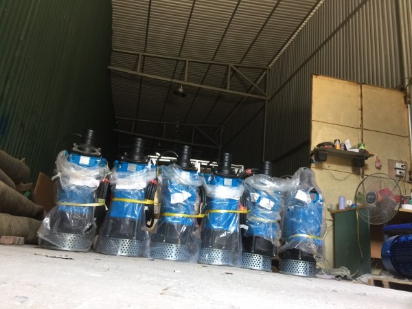 Bán máy bơm tõm công trình 2,2kw điện 3pha giá tốt nhất Gọi (*0983.480.896*)