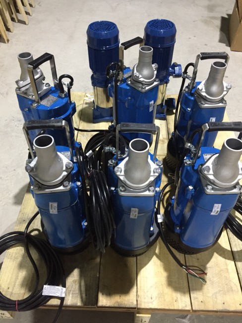 Bán máy bơm tõm Tsurumi KTZ21.5 giá tốt nhất 