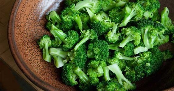 Bạn sẽ ngạc nhiên khi ăn bông cải xanh hằng ngày
