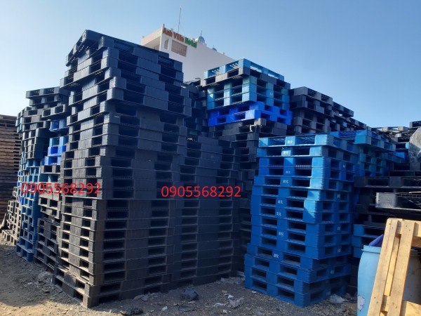 Bán thanh lý pallet nhựa, pallet gỗ giá rẻ tại Đà Nẵng 0905681595