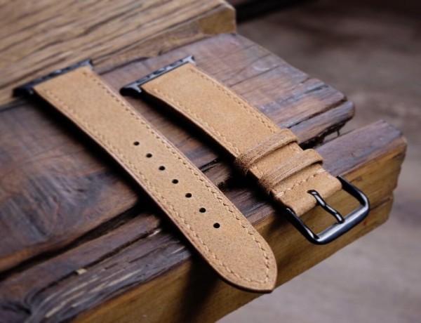 Bảo quản dây da đồng hồ đeo tay đơn giản