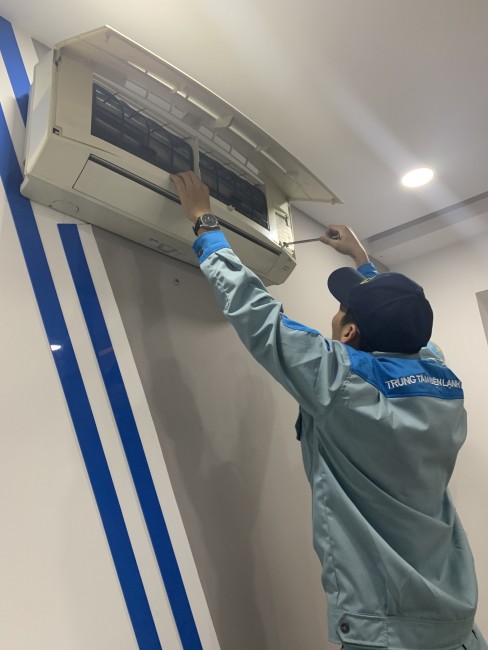  Bảo trì máy lạnh