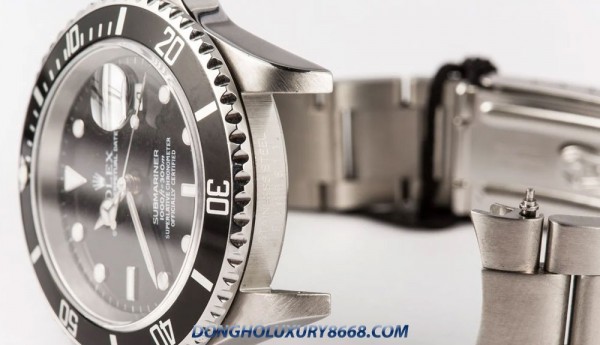 Bật mí cách tra mã đồng hồ Rolex đơn giản, hiệu quả