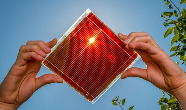 Bất ngờ với hiệu suất cao của pin mặt trời bán trong suốt
