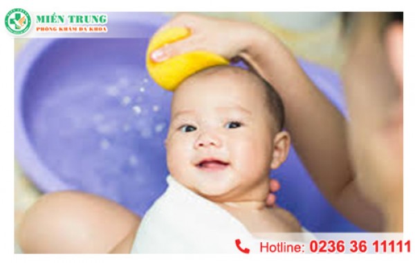 Bệnh chàm ở trẻ sơ sinh