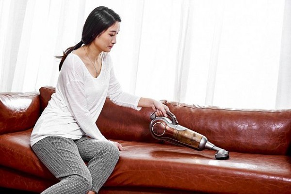 Bí quyết làm sạch, vệ sinh ghế sofa da tại nhà luôn như mới