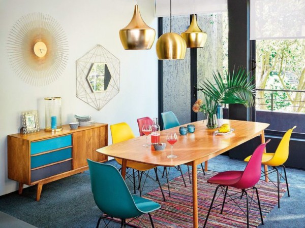 Biến hóa căn phòng sành điệu và ấn tượng với chiếc bàn màu sắc