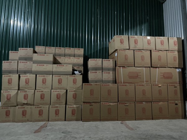 Bình tăng áp lực Varem -Italy. Zalo call -094 339 9919