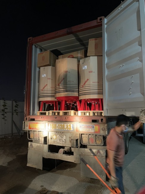 Bình tăng áp lực Varem -Italy. Zalo call -094 339 9919