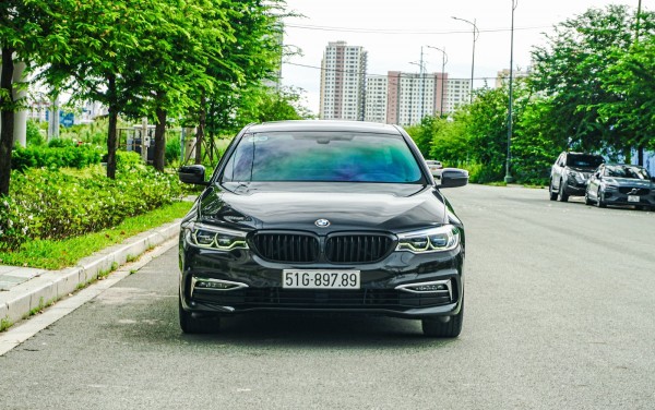 BMW 530I LUXURY LINE SX 2018 ĐKLĐ 2019 BIỂN SỐ 89.7.89 RẤT ĐẸP