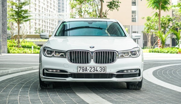 BMW 730Li model 2019 mua brandnew chính hãng, mới lăn bánh 30.000miles