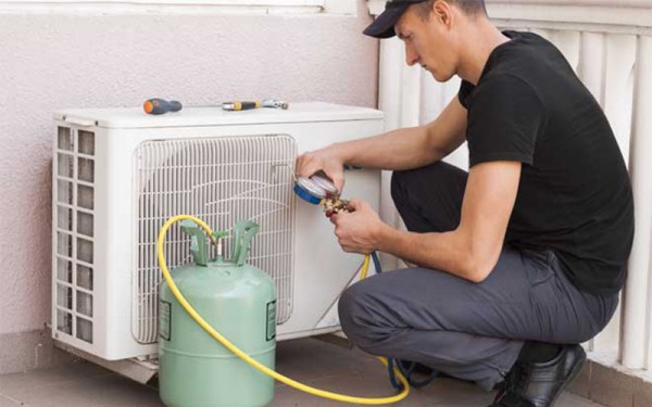 Bơm ga máy lạnh Electrolux 