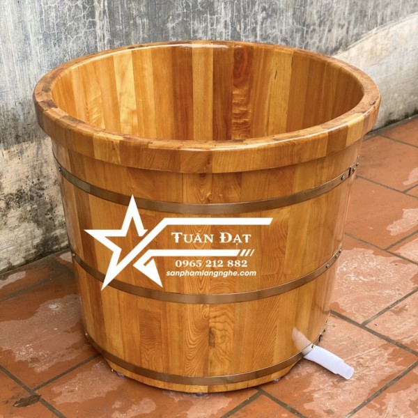 Bồn tắm tròn gỗ pomu