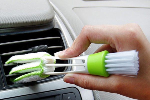 Cách để khử các mùi hôi khó chịu trong xe hơi một cách thật nhanh chóng