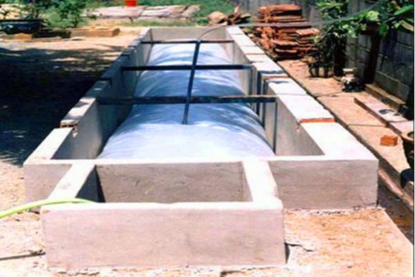 Cách làm hầm biogas từ phế liệu