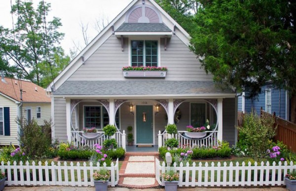 Cải thiện diện mạo ngôi nhà từ mặt tiền