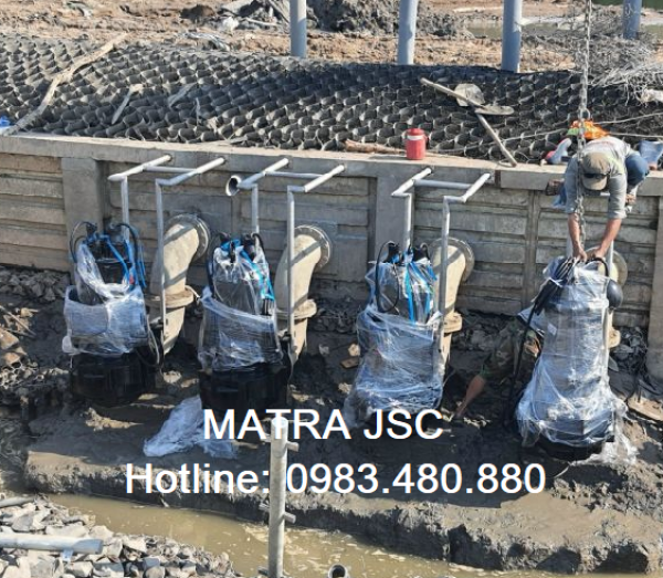 Call/Zalo: 0983.480.880 *Bán máy bơm chìm Tsurumi 200BZ437, công suất 37kw*