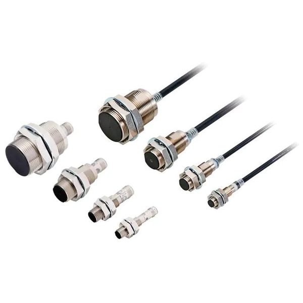 Cảm biến tiệm cận DC 3 dây OMRON E2E-X2C112 2M OMS