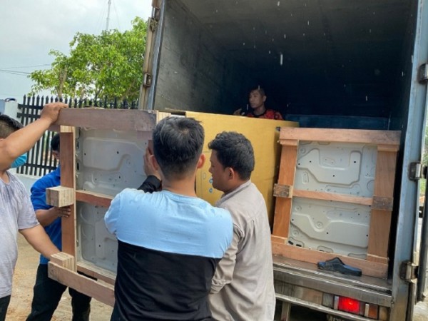 Cần bán máy lạnh công nghiệp kiểu dáng bắt mắt – sài cực bền