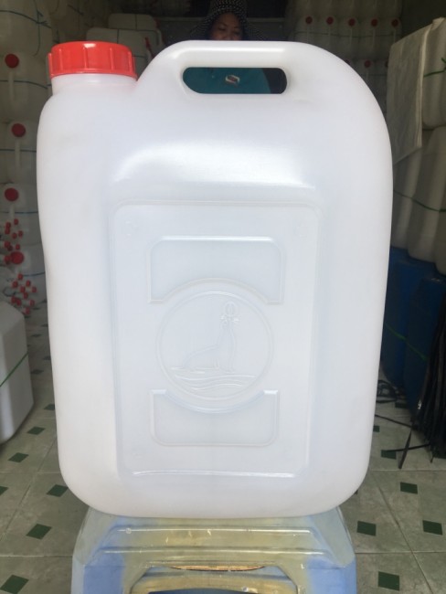 Can nhựa 20lit
