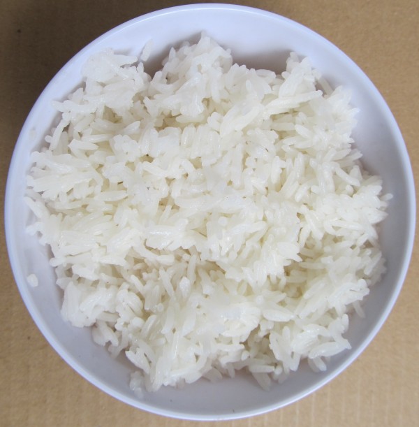 Chế biến món cơm từ gạo ngon nhất thế giới ST25