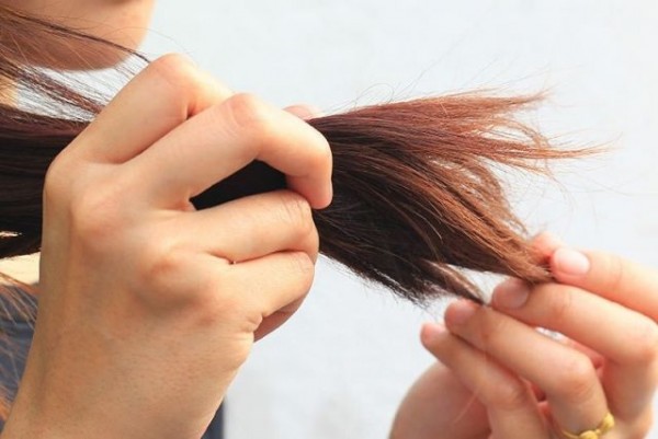 Chế độ chăm sóc cho tóc chẽ ngọn đơn giản