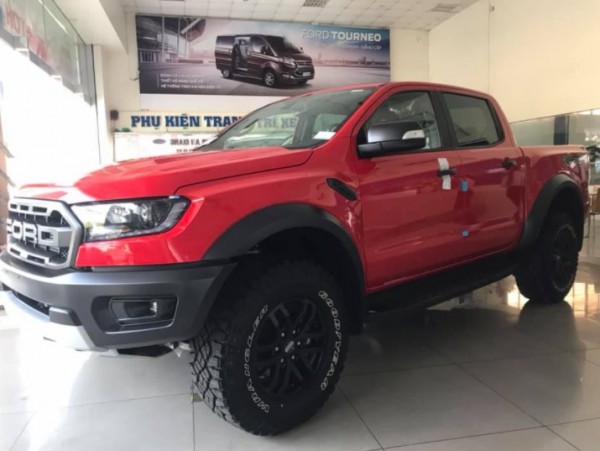 Chiêm ngưỡng vẻ đẹp Ford Ranger Raptor qua bộ ảnh thực tế mới nhất