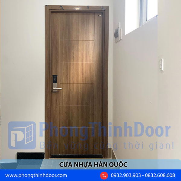 Cửa nhựa Hàn Quốc giả gỗ cao cấp cho phòng ngủ