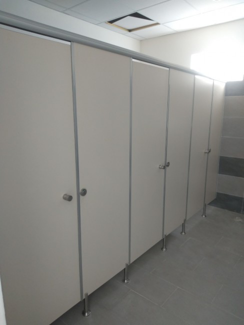 Cung cấp và thi công vách ngăn compact HPL | 0908852130