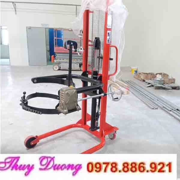 cung cấp xe nâng quay đổ phuy hiệu NIuli giá rẻ chính hãng 