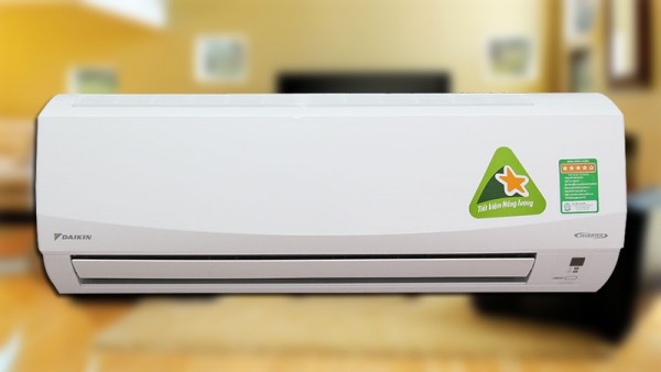 Độ bền cao với máy treo tường Daikin model mới 2021