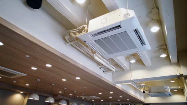 Đơn vị chuyên bán máy lạnh âm trần daikin 5.5hp cho công ty sản xuất 