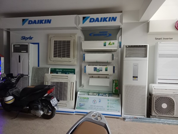Đơn vị chuyên bán - thi công máy lạnh tủ đứng 5hp giá ưu đãi 