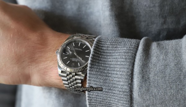 Đồng hồ Rolex hàng xách tay là gì? Theo bạn, Có nên mua đồng hồ Rolex xách tay
