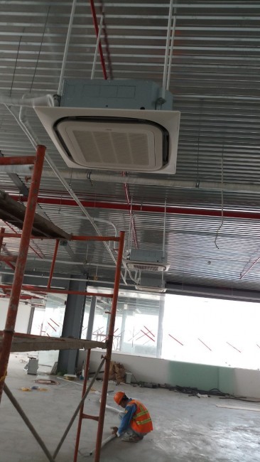  Dòng may lanh am tran FCRN với thiết kế hiện đại và tiện ích