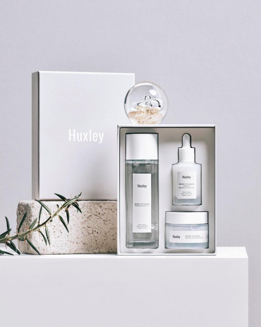 Dưỡng da trắng sáng không khó như bạn tưởng với HUXLEY Brightening Care Trio 3 bước toàn năng