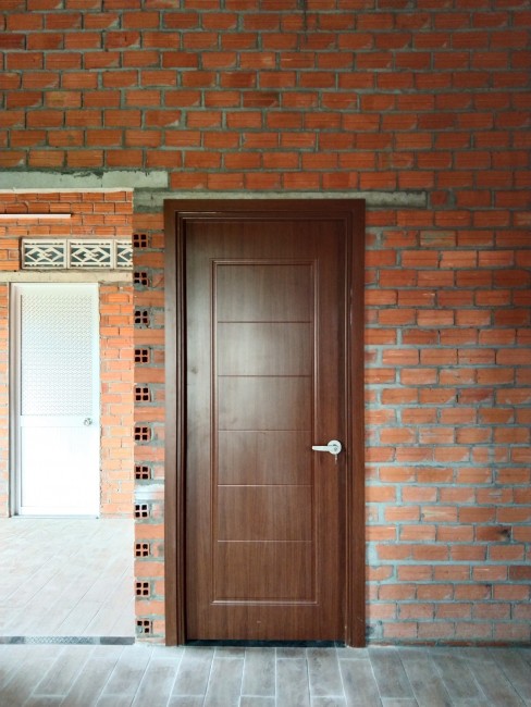 Giá Cửa Nhựa Composite Tại Long An Mới Nhất Hiện Nay