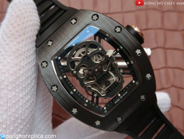 Giới thiệu đồng hồ Richard Mille RM052 Skull Black Carbon 43mm