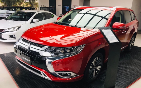 Giới thiệu mẫu xe Mitsubishi Outlander Premium 2022