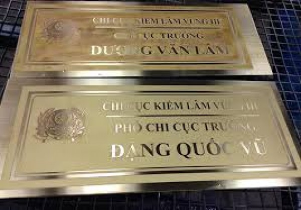 Giới thiệu qua và làm biển giá rẻ