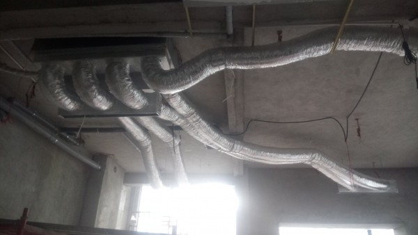 Hình ảnh thực tế công trình thi công lắp máy lạnh giấu trần nối ống gió DAIKIN thẫm mỹ nhất