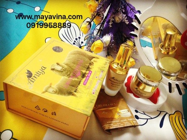 Kem Amiya 12 Trong 1 Tinh Chất Collagen và Nhau Thai Cừu