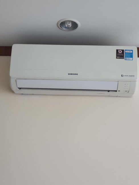 Khách hàng quan tâm đến Máy lạnh treo tường SAMSUNG thì CLICK ngay để có mức giá rẻ