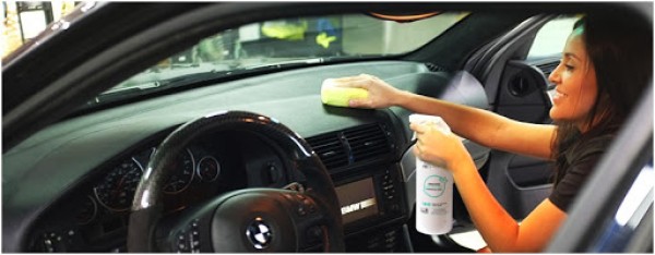 Khử mùi hôi khó chịu trong xe ô tô khi sử dụng lâu ngày