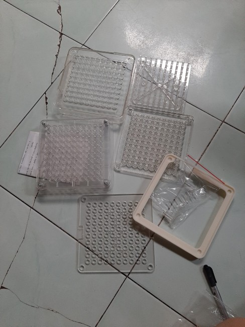 Khuôn đóng viên nang cứng 100v, khuôn đóng viên con nhộng